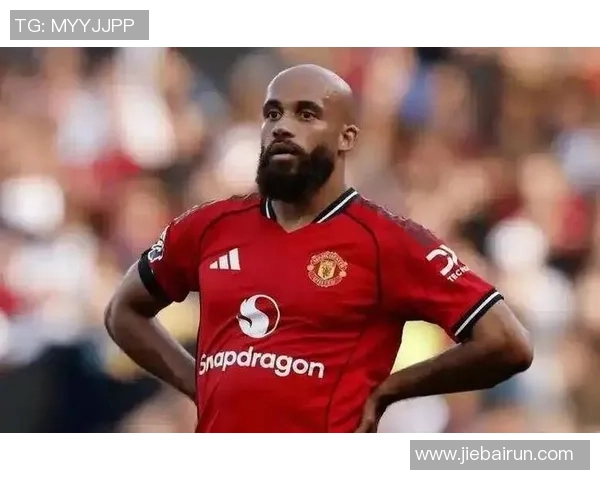 曼联引援见成效,姆伯莫成完美搭档,三叉戟崛起争冠有望